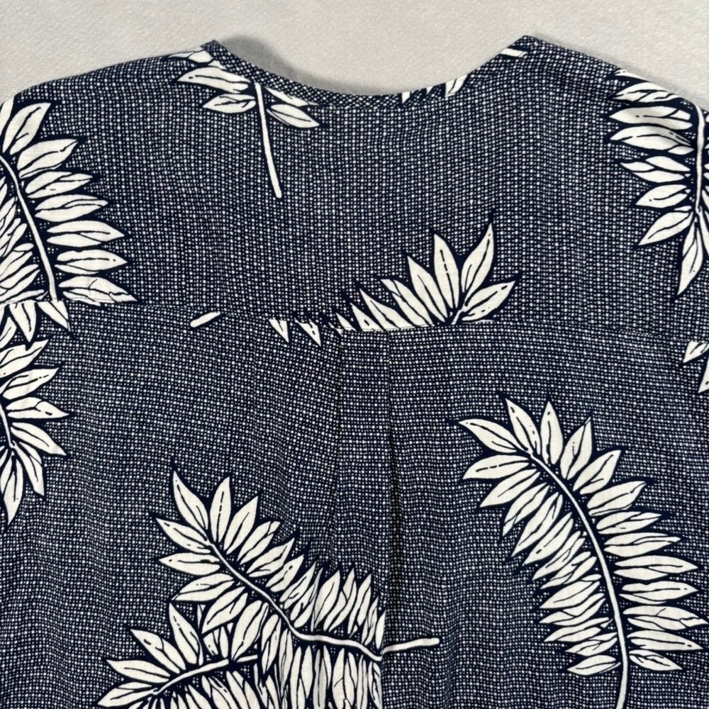 Old Navy Womens XL Navy Blue White Tropical Leaf Print Cotton Rayon Blouse Top - Picture 11 of 13